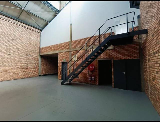 INDUSTRIAL PROPERTY TO RENT IN RANDJESPARK